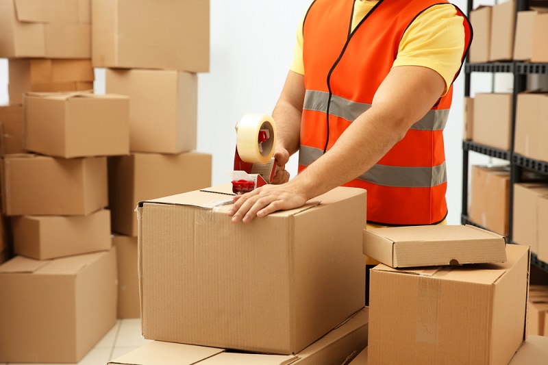 đóng gói hàng hóa Hàng Thương Mại Điện Tử (Sách, đồ gia dụng nhỏ)